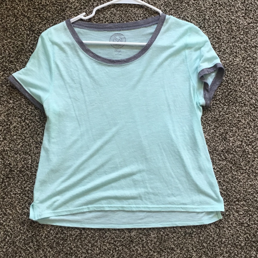 Light blue top with grey edges